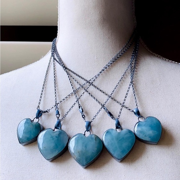 NWOT Aquamarine heart necklace - Picture 2 of 4